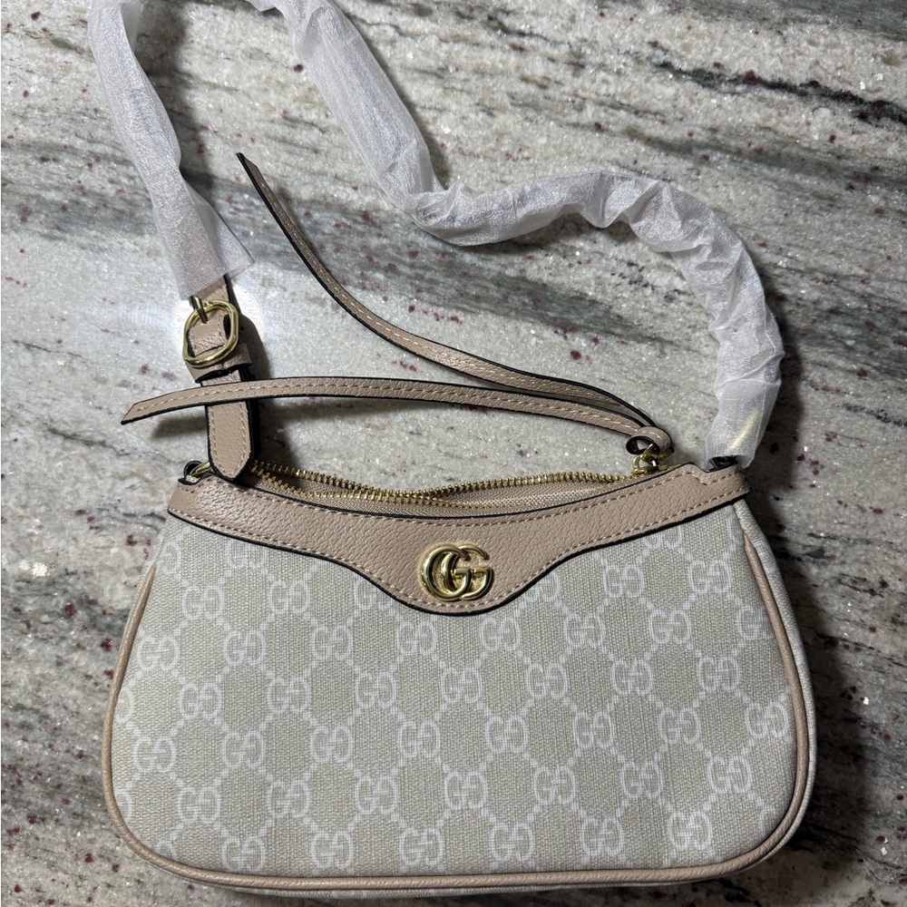 Gucci Tan and Cream Shoulder Bag with GG Supreme Canvas Ophelia